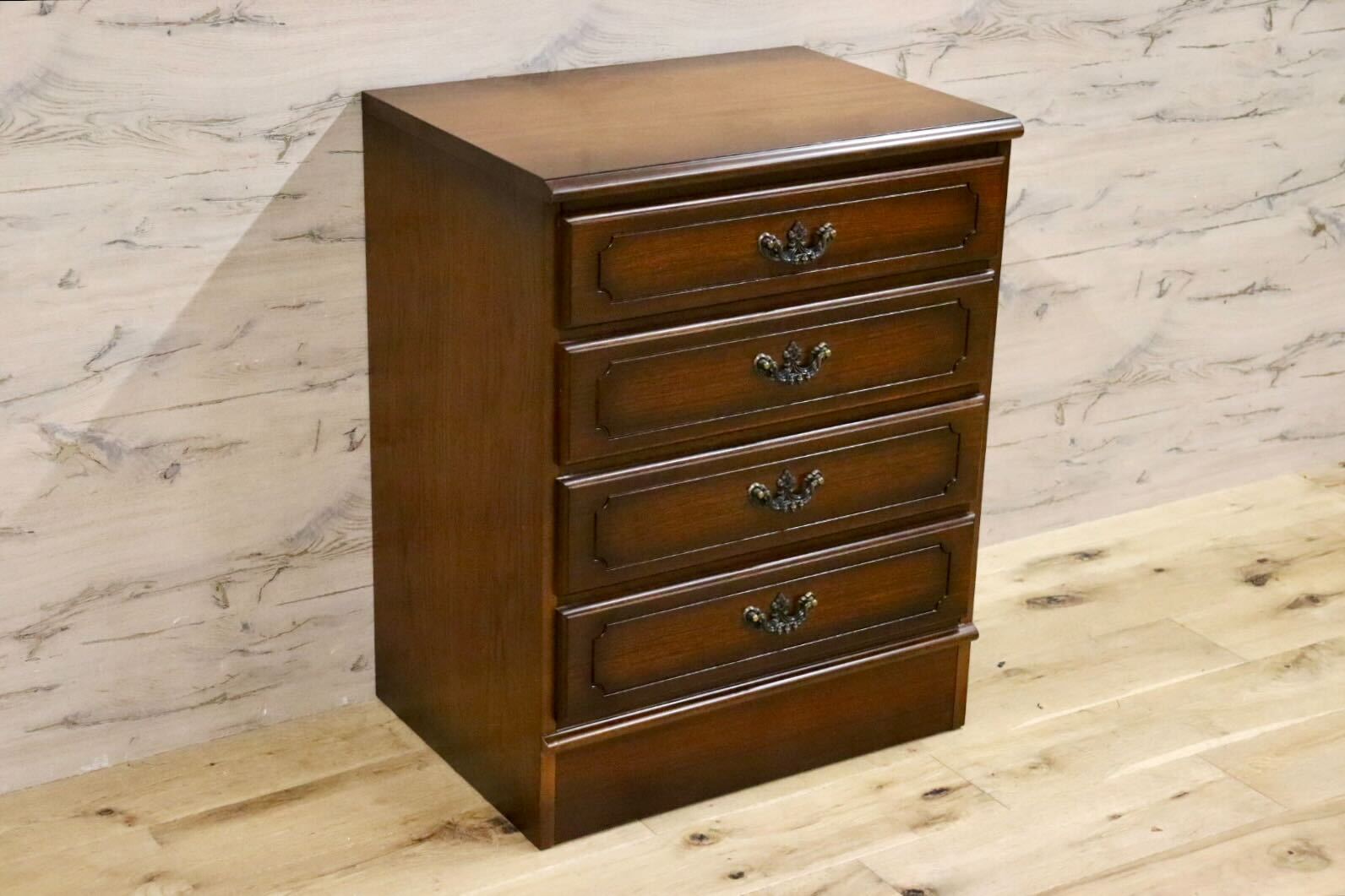 美品　カリモク　コロニアル　整理箪笥 美品カリモクコロニアル整理箪笥