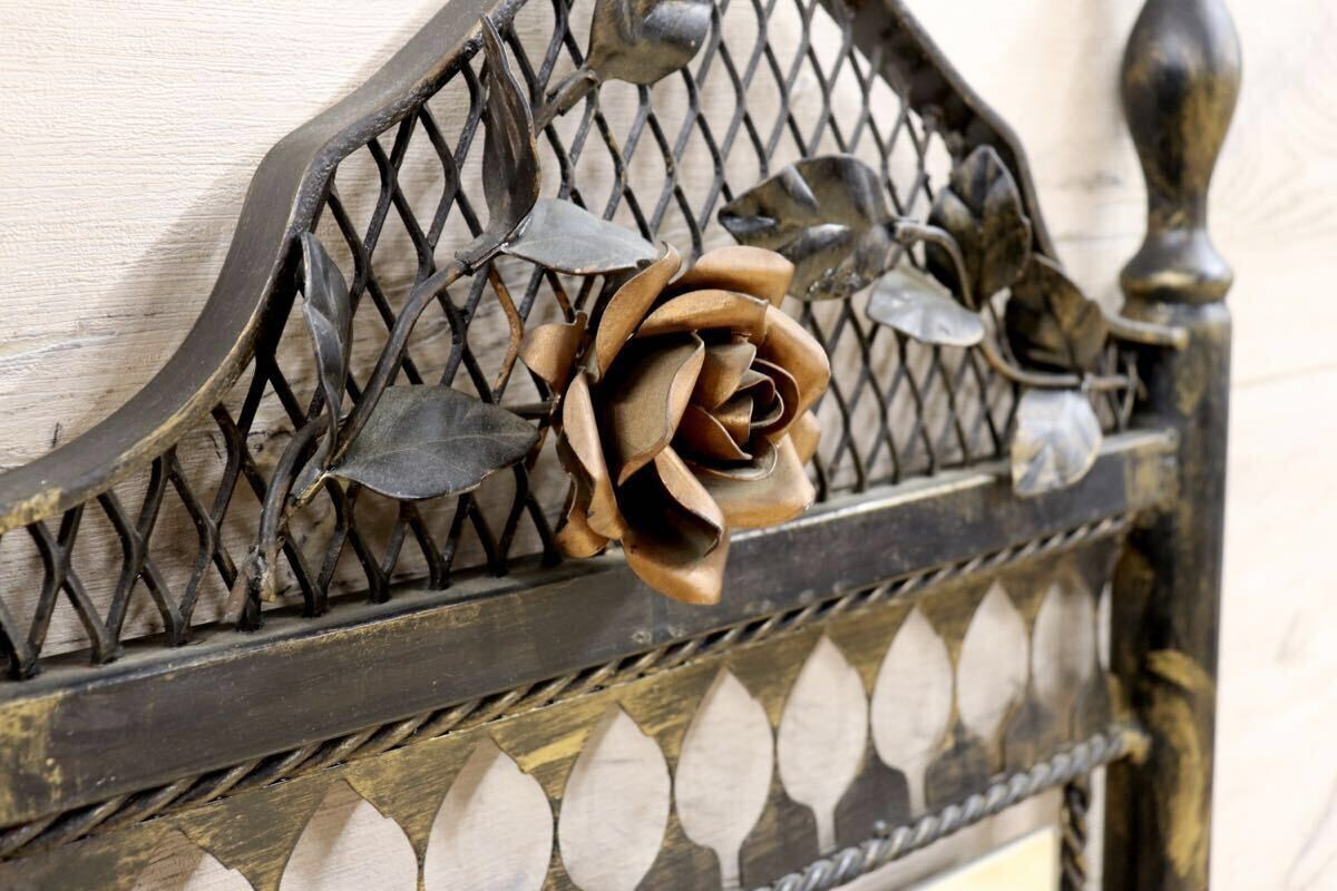 GMIK570B○アンティーク調 アイアン ウォールミラー 鏡 壁掛けミラー 姿見 壁掛け鏡 クラシック ゴシック 薔薇 インテリア