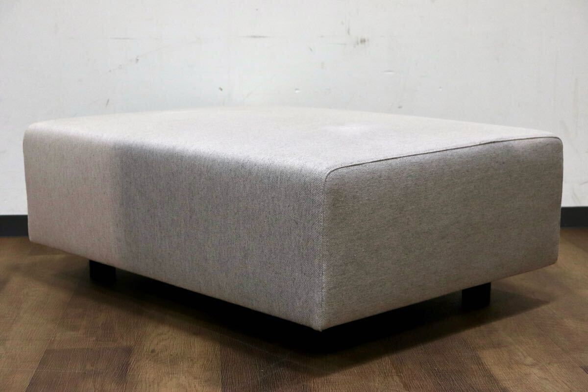 GMIH121C○cassina ix /イクスシー LIVING DIVANI オットマンスツール ベンチソファ イタリアモダンカバーリング 展示品