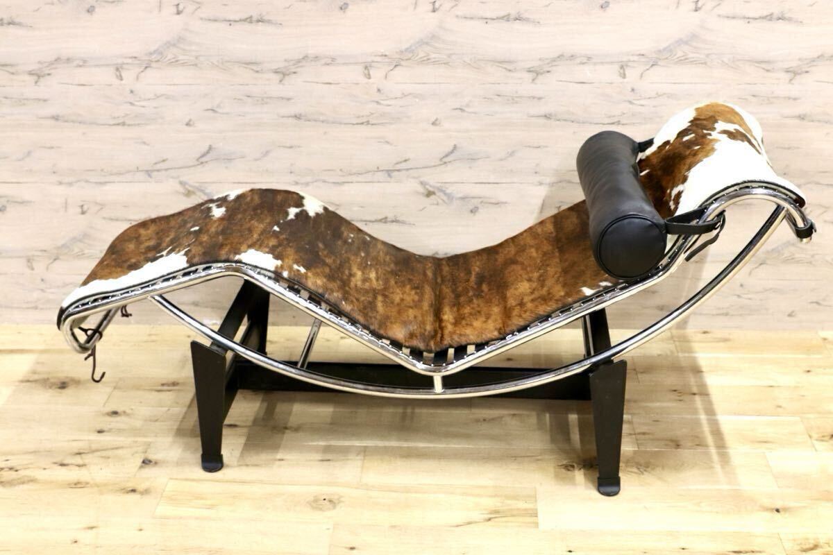 GMIS267○Cassina / カッシーナ 4 CHAISE LONGUE ル・コルビュジエ LC4 カウハイド シェーズロング 寝椅子 イタリアモダン 名作 約121万
