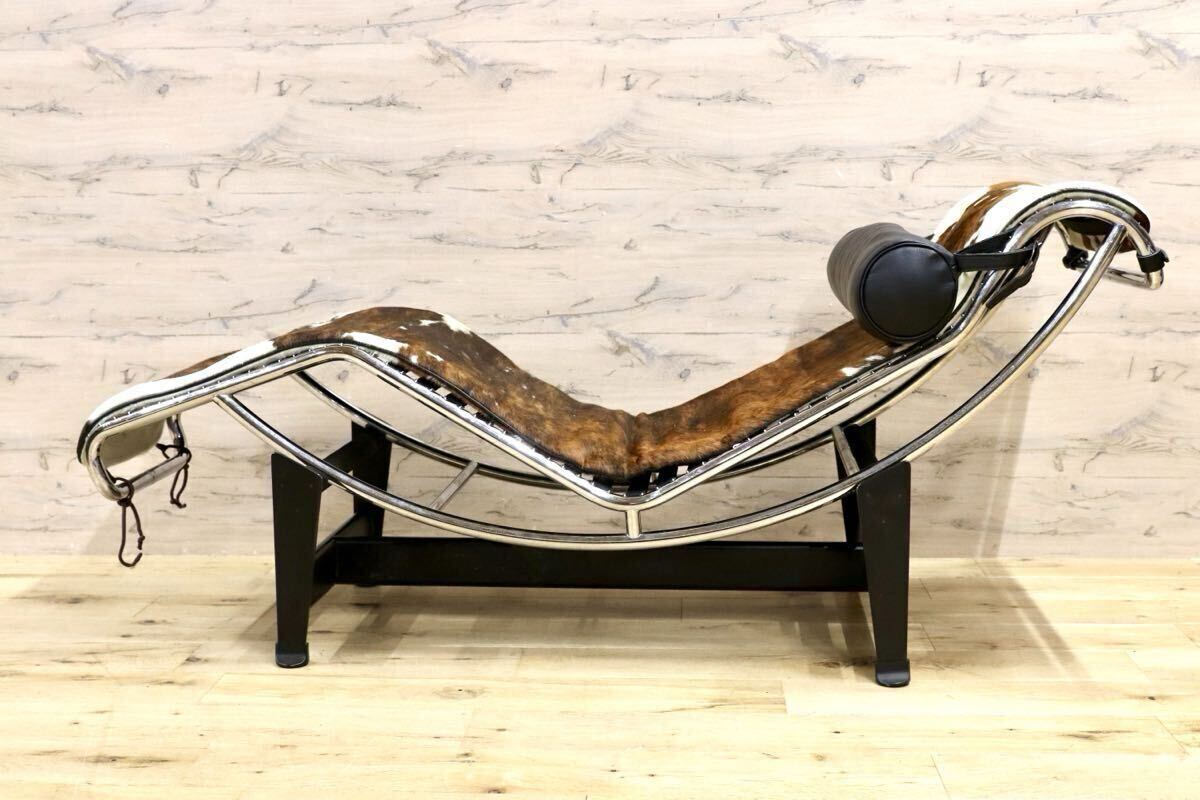GMIS267○Cassina / カッシーナ 4 CHAISE LONGUE ル・コルビュジエ LC4 カウハイド シェーズロング 寝椅子 イタリアモダン 名作 約121万