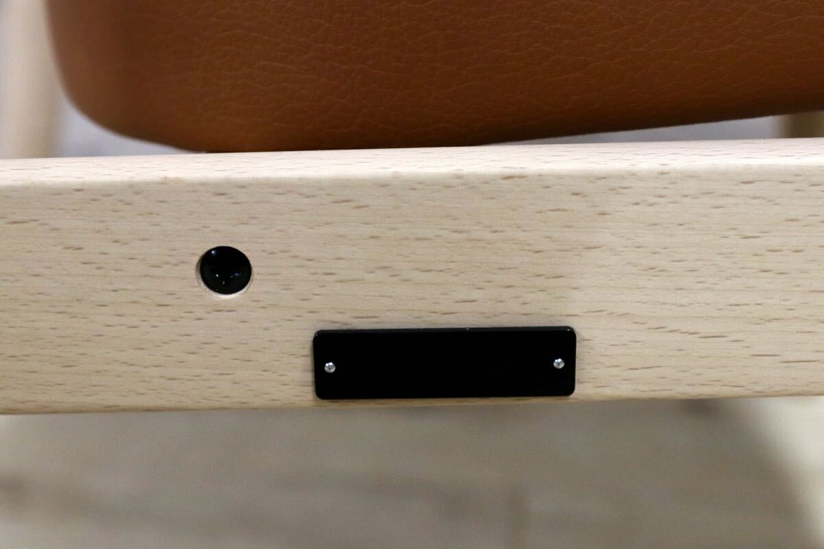 GMIK661○カリモク60 Dチェア アームチェア ダイニングチェア 椅子 ビーチ材 約6.2万 展示品