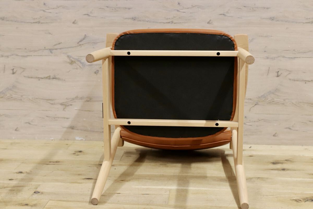 GMIK661○カリモク60 Dチェア アームチェア ダイニングチェア 椅子 ビーチ材 約6.2万 展示品