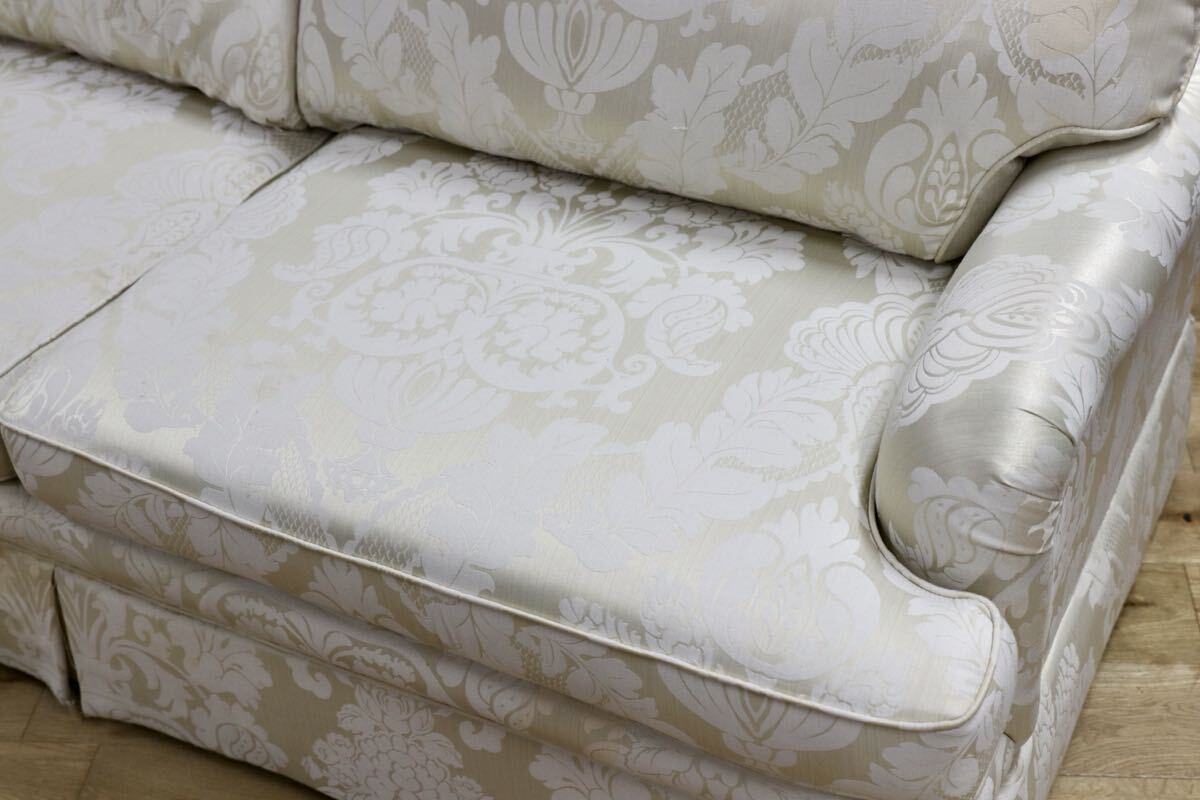 GMIK755○Thomasville / トーマスビル 2.5人掛けソファ 2人掛けワイドソファ IDC大塚家具 ホワイト アメリカ クラシック モダン