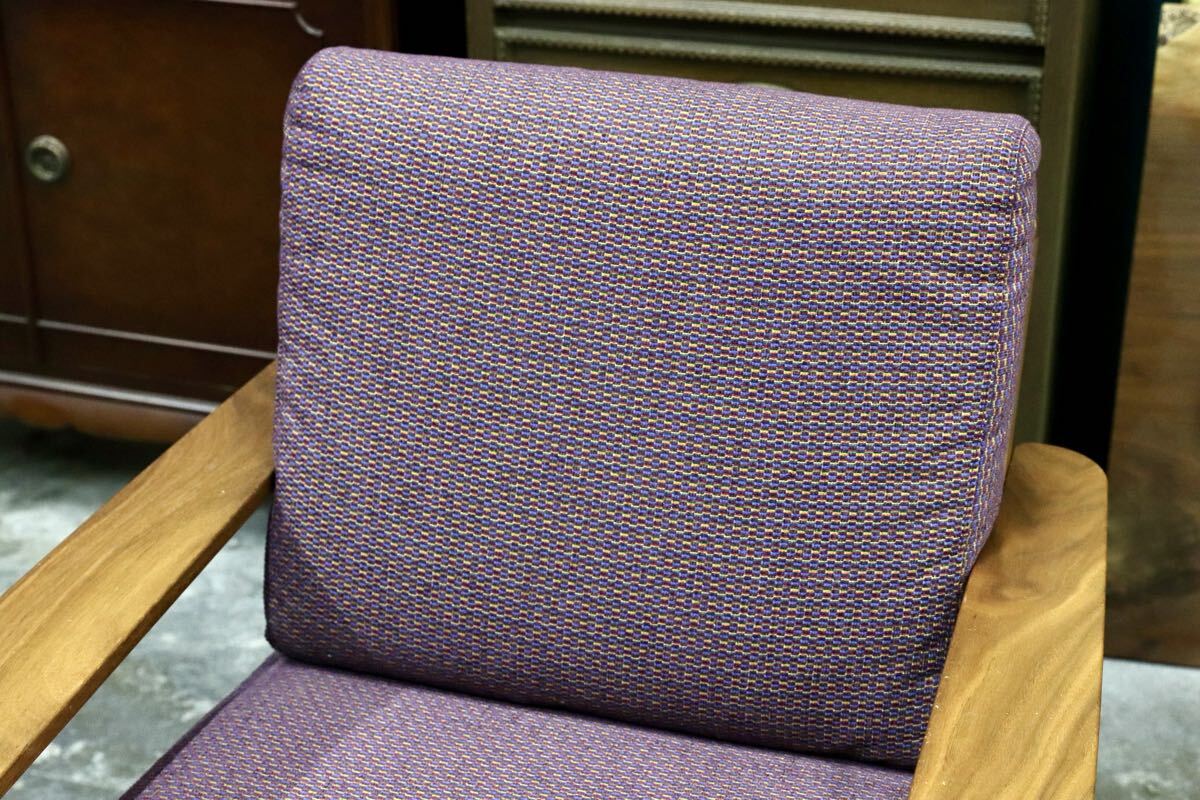 GMJH216C○karimoku / カリモク WD4380R501 ウォールナット 肘掛椅子 1人掛けソファ アームチェア 国産家具 約16.5万円