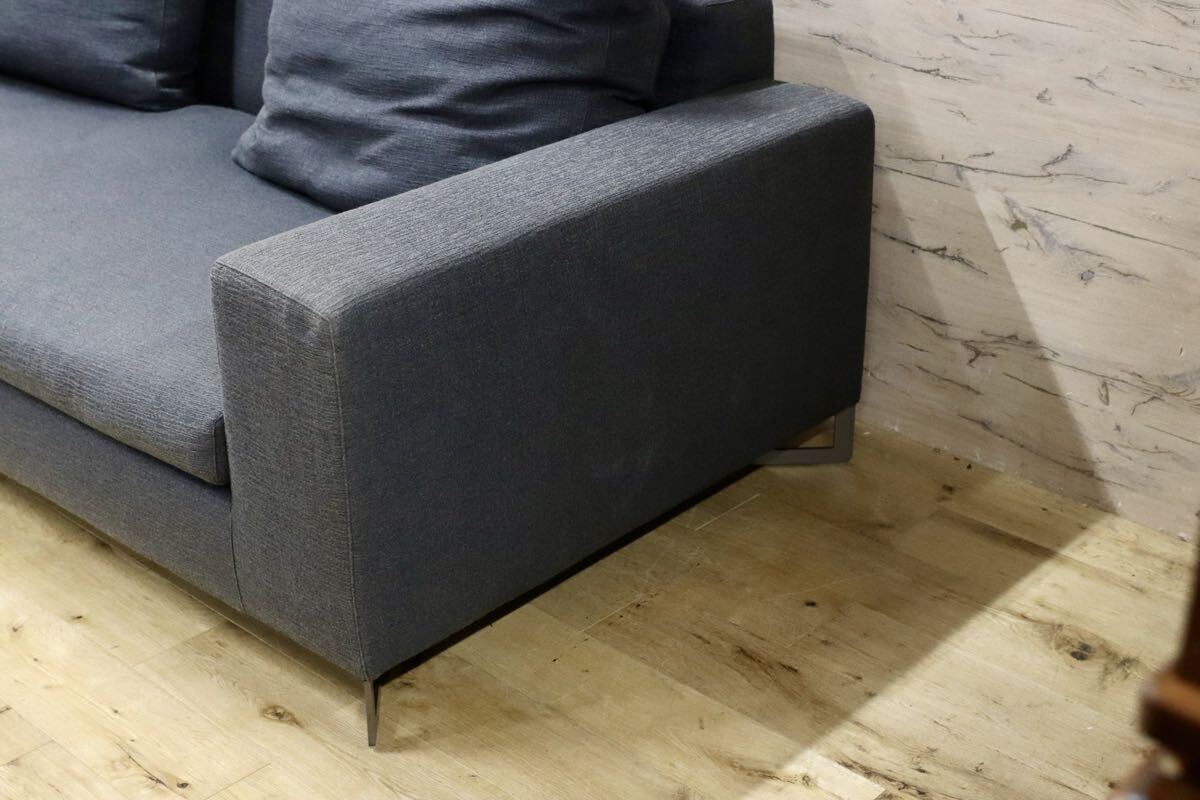 GMJO130A○Molteni&C / モルテーニ LARGE ラージ 3人掛けソファ フェルッチオ・ラヴィアーニ イタリア製 定価79.1万円 arflex取扱い