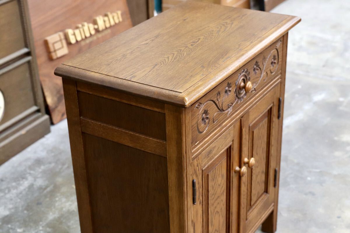 GMJS249○勇峰工芸 雅 花柄キャビネット 道産ナラ材 旭川家具 サイドキャビネット 電話台 花台 北海道民芸 国産家具 飾り棚 定価約12.8万
