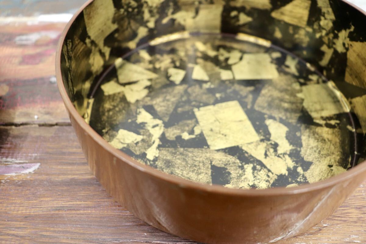 GMJS337B〇岡田表寛 花椿 食籠 蓋付菓子器 漆器 共箱 茶道具 内箔装飾 椿文様 古美術品