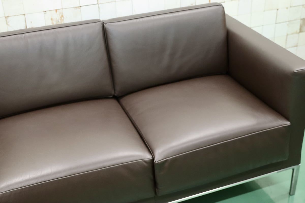 GMFN67○Cassina / カッシーナ GRAB グラブ 3人掛けソファ トリプルソファ ダークブラウン 総革 定価約120万 短期展示品