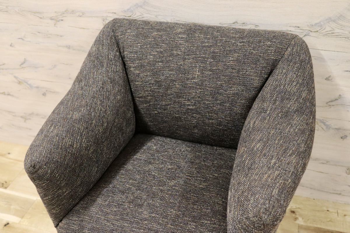 GMFK318H○Cassina / カッシーナ 684 PICCOLA TENTAZIONE ピッコラテンタツィオーネ ラウンジアームチェア  定価約40万 展示品